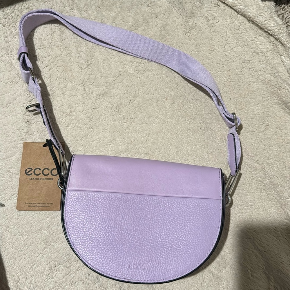 Brand new Ecco Pastel Lilac Textureblock Saddle Bag Cow Leather